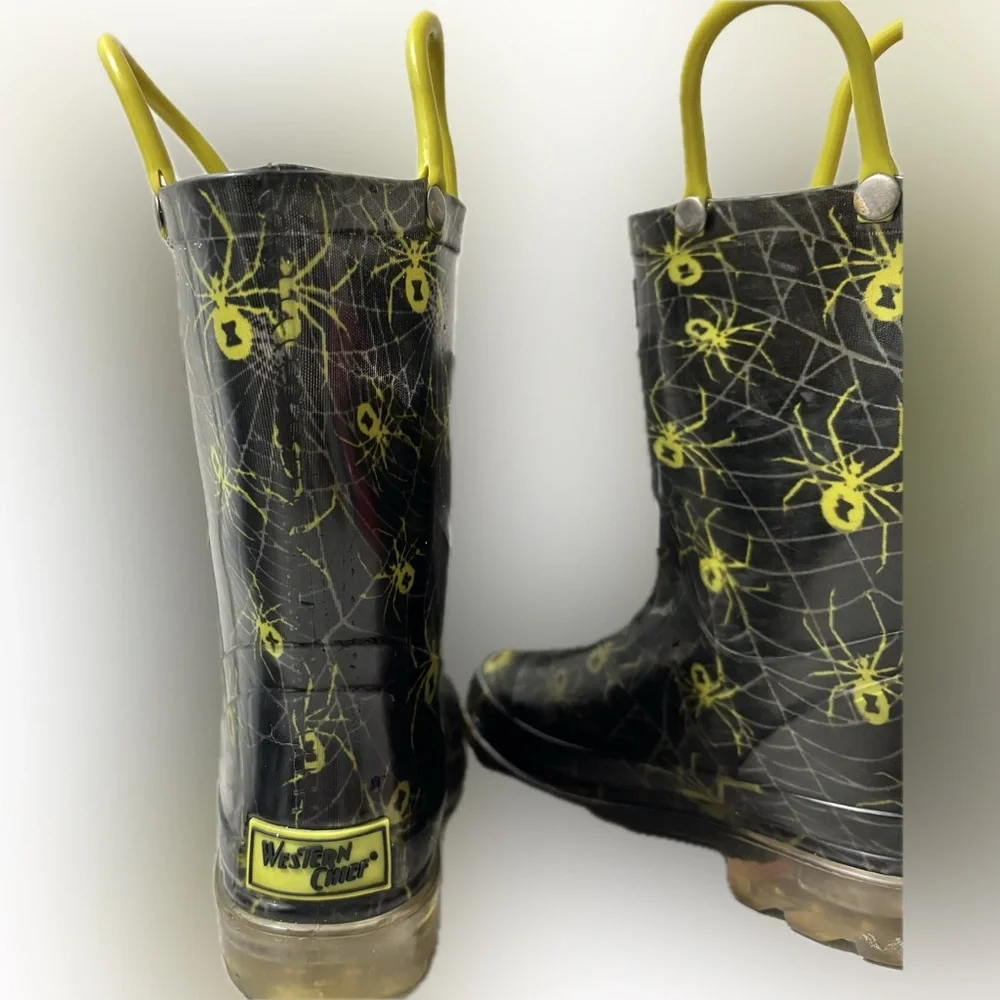 Western Chief Spider Halloween Theme Kids Rain Snow Light-up Waterproof Boots 10